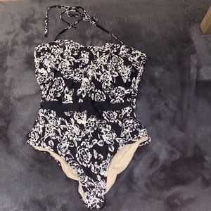 Scalloped swimsuit